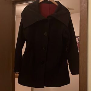 Black fleece peacoat with burgundy lining